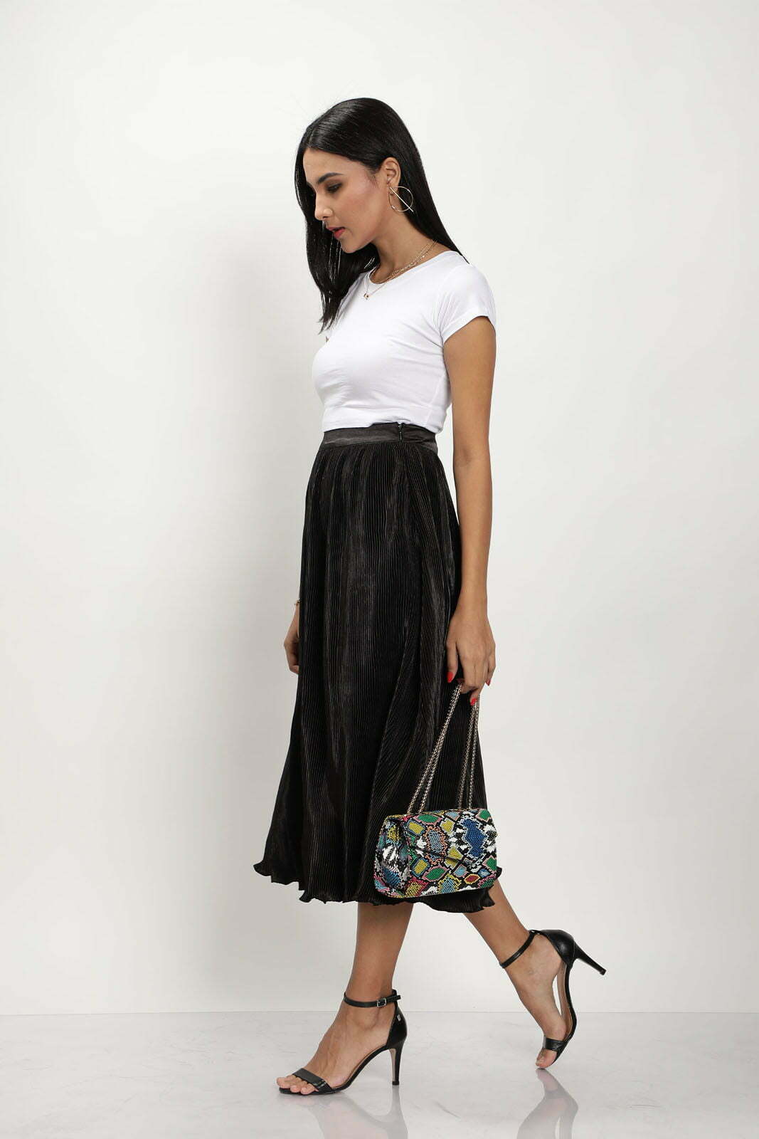 Modern Black Midi Pleated Skirt